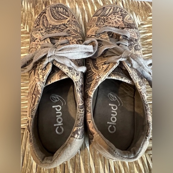🌿 Cloud 9 Brown Paisley Comfort Sneakers – Boho Style Lace-Up Shoes (Size 8.5 M) - Picture 6 of 9